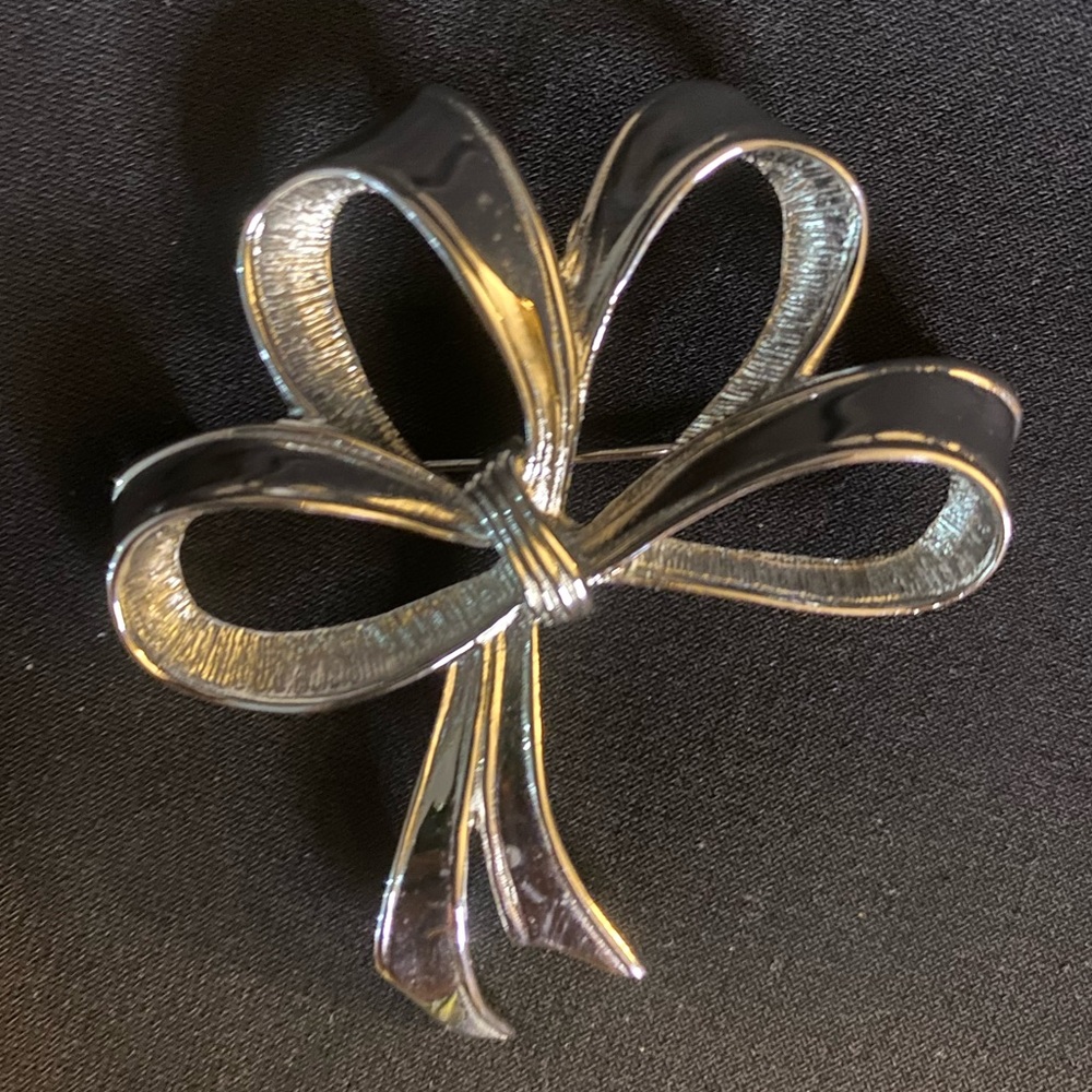 Givenchy Vintage Bow Brooch